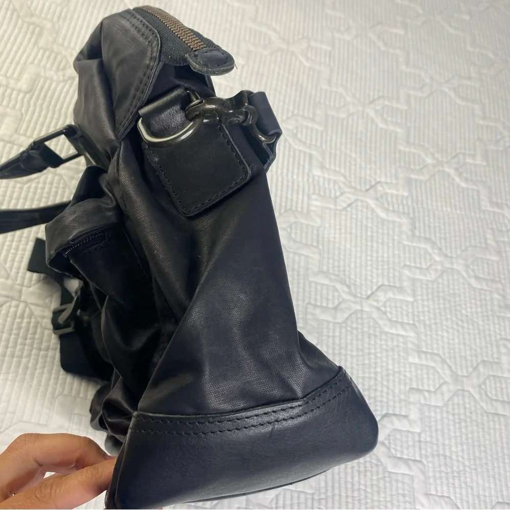 Frye Black Canvas And Leather Crossbody Travel Overnight Scout Bag